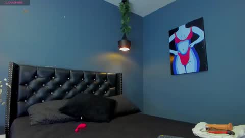 HANNAH MILLER online show from 03.03.25