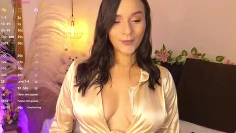 Snapshot of hannah_williams1 chatting on 09.26.25 Hannah Williams online show from 09.26.25