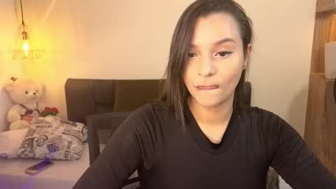 Hannah Williams online show from 01.14.26