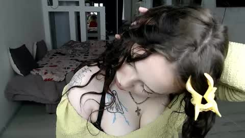 Snapshot of hannah_xxbaby chatting on 02.18.26 Hannah online show from 02.18.26