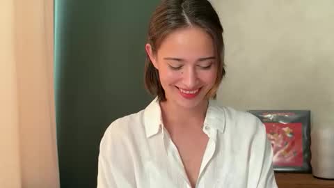 Snapshot of hannahinto chatting on 05.08.26 hannahinto online show from 05.08.26
