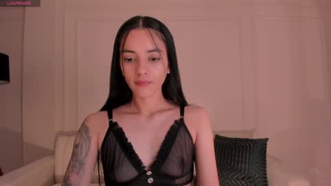 HANNAH J online show from 01.12.25