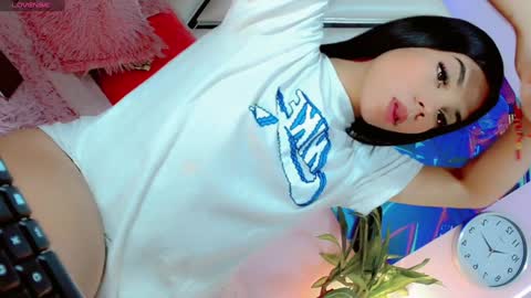 hannahsmit_ online show from 01.25.25