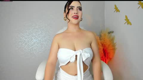 Snapshot of hannahudson__ chatting on 01.01.25 Camila online show from 01.01.25