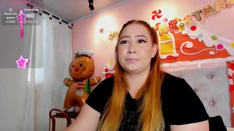 hannamartinn_ online show from 12.04.25
