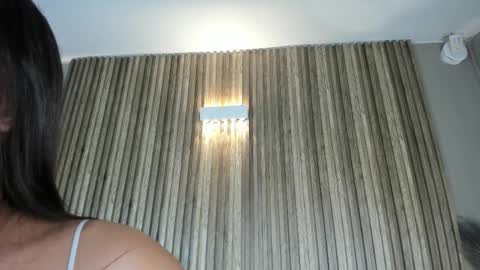 HannaPaola online show from 12.19.25