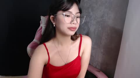 Snapshot of hannaqxx chatting on 02.14.25 hannah online show from 02.14.25
