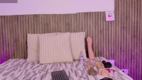 HELEN online show from 02.03.26