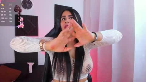 Hanna  online show from 10.28.25