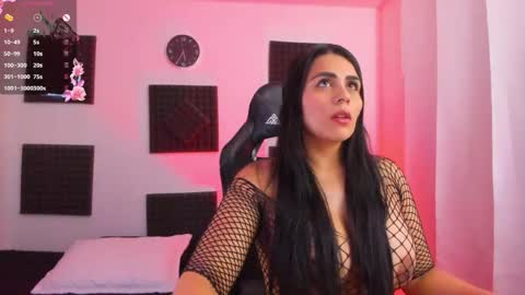 Hanna  online show from 10.30.25