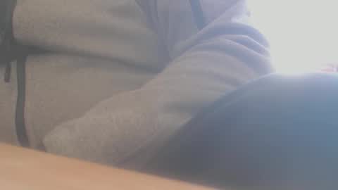 hannes_k online show from 04.21.26