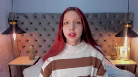 Hanni  online show from 03.05.25