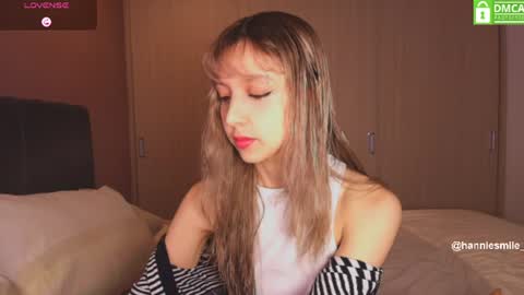 Snapshot of hanniesmile_ chatting on 07.14.26 Hannie online show from 07.14.26