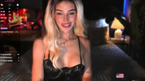 hanny113826 online show from 11.16.25