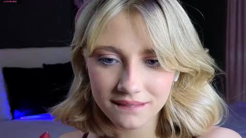 Adele online show from 12.03.24