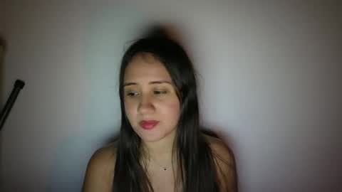 Snapshot of hanny_kail chatting on 05.13.26 hanny online show from 05.13.26