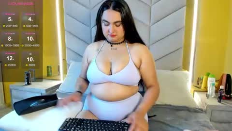 Snapshot of hanny_thomson chatting on 07.16.26 Hanny online show from 07.16.26
