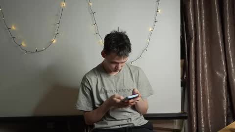 Snapshot of hansi_provincials chatting on 12.13.24 Hans online show from 12.13.24