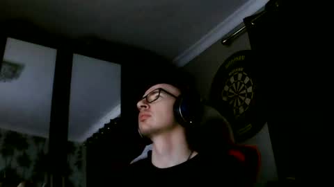 Snapshot of hansole12 chatting on 12.02.24 hansole online show from 12.02.24