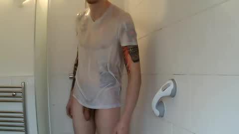 Snapshot of hansole12 chatting on 01.17.25 hansole online show from 01.17.25