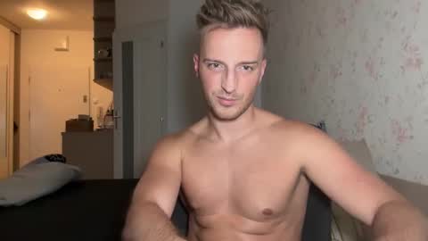 hanzlagerfelt online show from 11.09.25