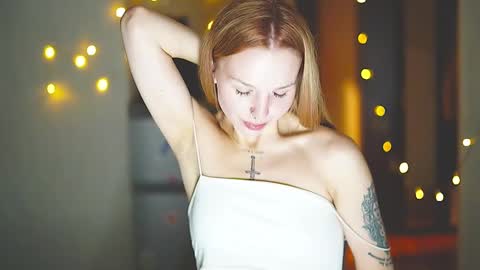 happy_cat_house2 online show from 02.17.25