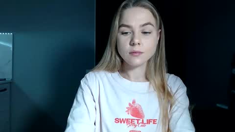 happy_fox_ online show from 11.23.25