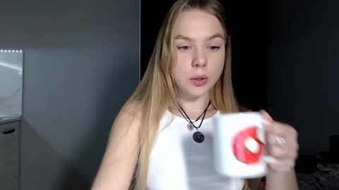 happy_fox_ online show from 02.18.26