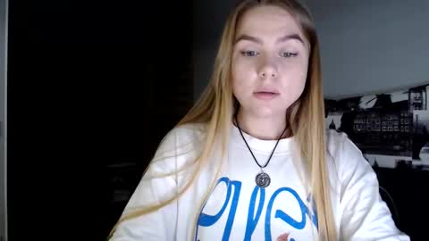 happy_fox_ online show from 04.09.26