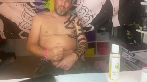 Josh Hamilton online show from 01.04.25