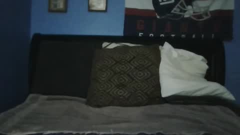 happyhappy4 online show from 12.01.25