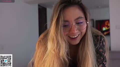Sophie War online show from 03.07.25