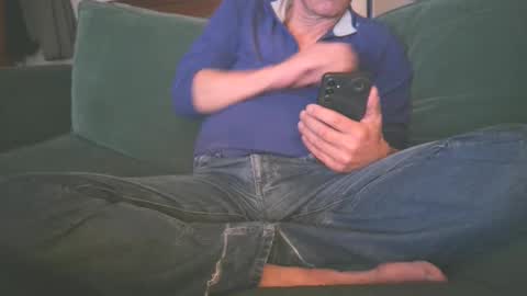 Snapshot of happymark31 chatting on 10.24.25 mark online show from 10.24.25