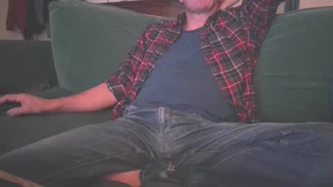 Snapshot of happymark31 chatting on 10.26.25 mark online show from 10.26.25