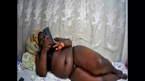 Snapshot of happysonia chatting on 09.12.25 happysonia online show from 09.12.25