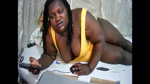 Snapshot of happysonia chatting on 10.03.25 happysonia online show from 10.03.25