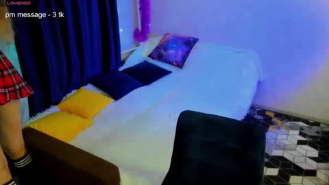 Stephanie online show from 03.08.25