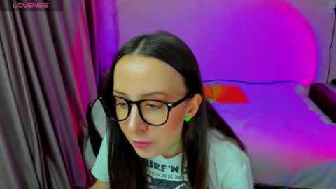 Snapshot of happystephanie chatting on 02.18.26 Stephanie online show from 02.18.26