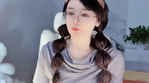 Daisy online show from 12.18.24