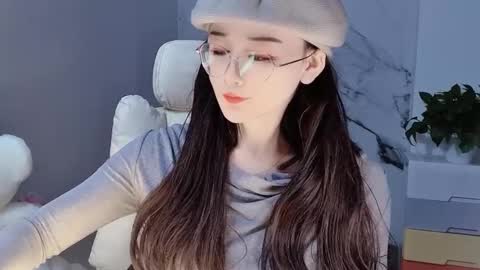 Daisy online show from 12.19.24