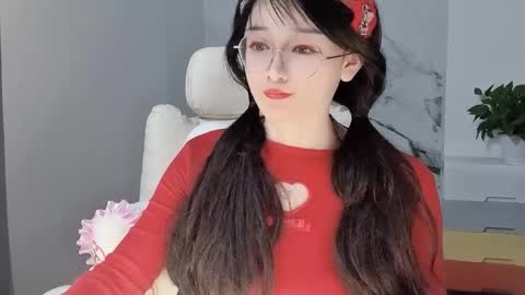 Daisy online show from 02.14.25