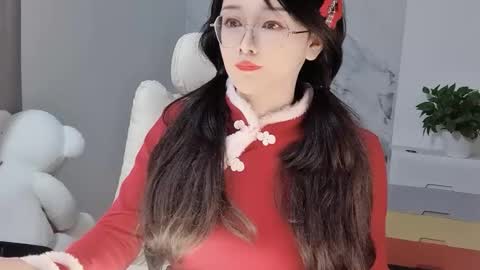 Daisy online show from 02.21.25