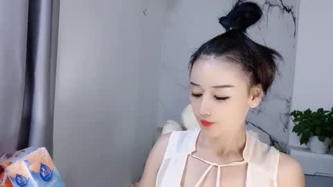 Snapshot of happysweety1688 chatting on 09.30.25 happysweety1688 online show from 09.30.25