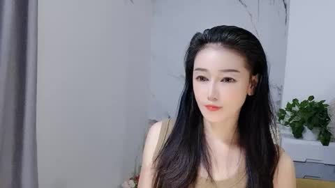 Snapshot of happysweety1688 chatting on 10.15.25 happysweety1688 online show from 10.15.25