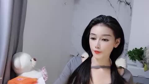 Snapshot of happysweety1688 chatting on 10.25.25 happysweety1688 online show from 10.25.25