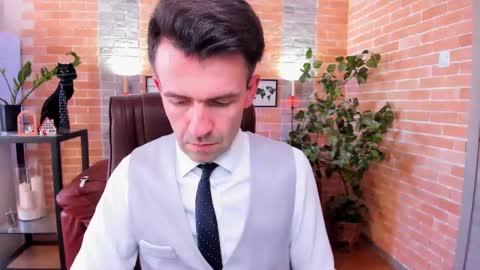 Snapshot of hard_and_juici chatting on 02.20.25 Steve online show from 02.20.25