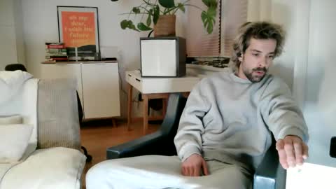 Chris online show from 10.19.25