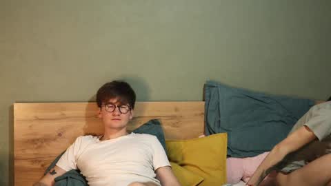 Snapshot of hard_pepper chatting on 12.06.24 Emily and David online show from 12.06.24