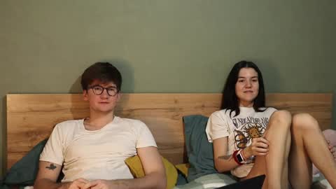 Snapshot of hard_pepper chatting on 12.07.24 Emily and David online show from 12.07.24