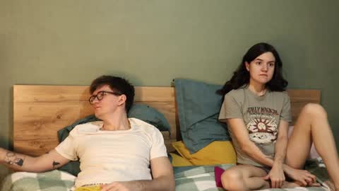 Snapshot of hard_pepper chatting on 01.15.25 Emily and David online show from 01.15.25